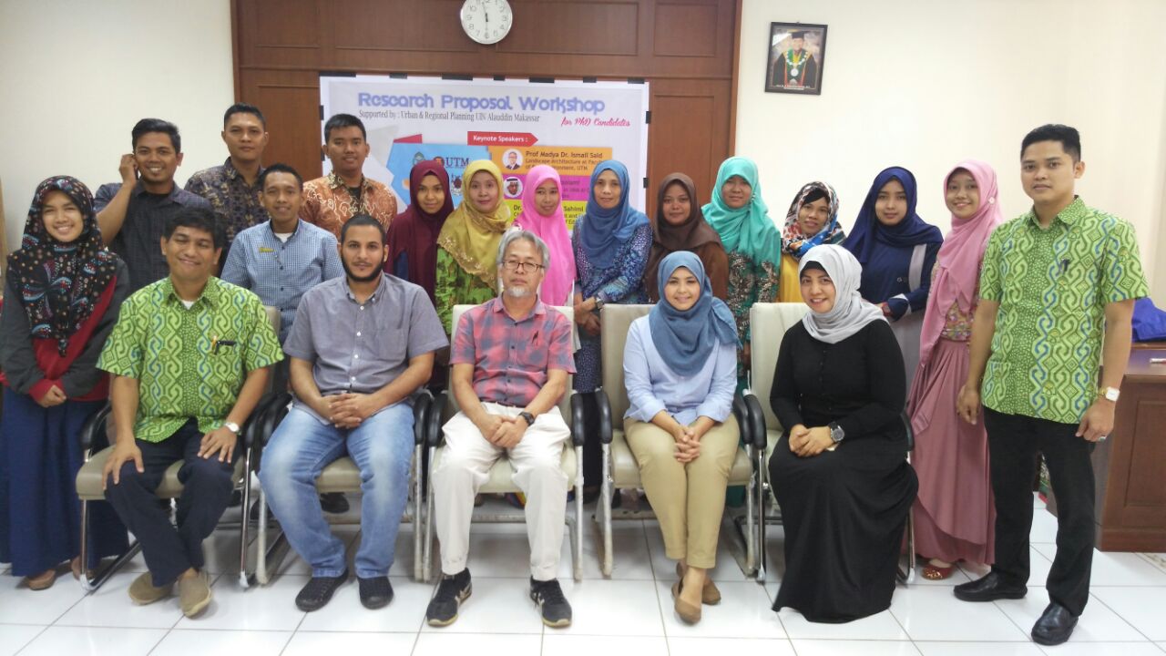 Gambar Mahasiswa PWK Peroleh Zakat Beasiswa 16 Juta Rupiah